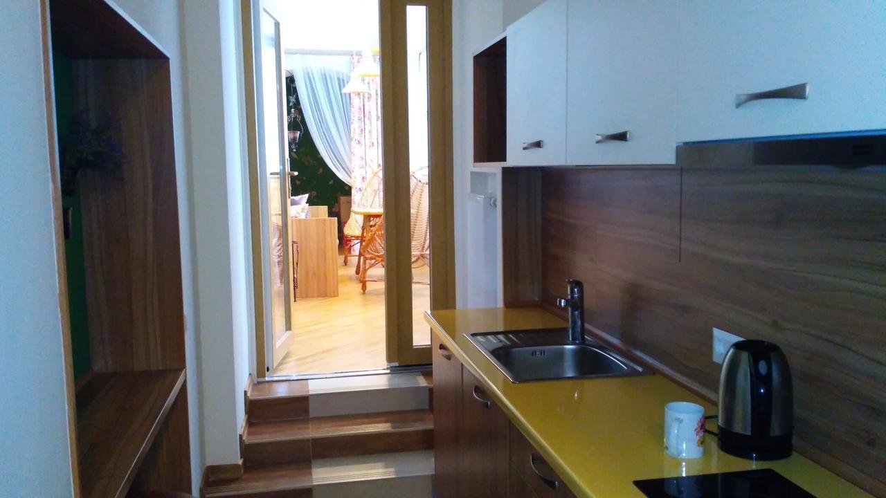Vip Апартаменти Ван Гог На Площі Ринок Λβιβ Εξωτερικό φωτογραφία